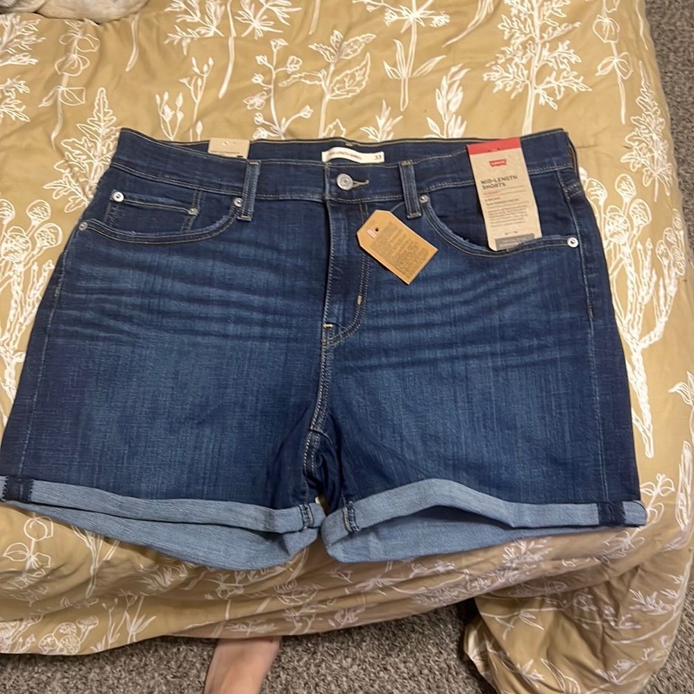 Levi shorts